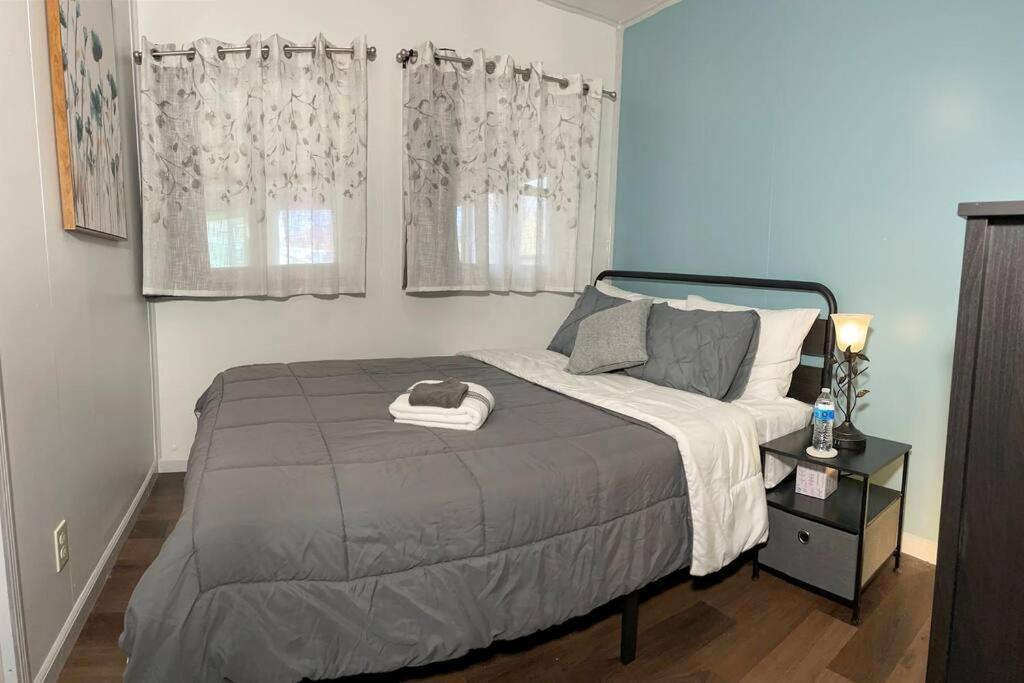 *King Bed/3Bds House Near Naval Base & 6Flags* Leilighet Waukegan Eksteriør bilde